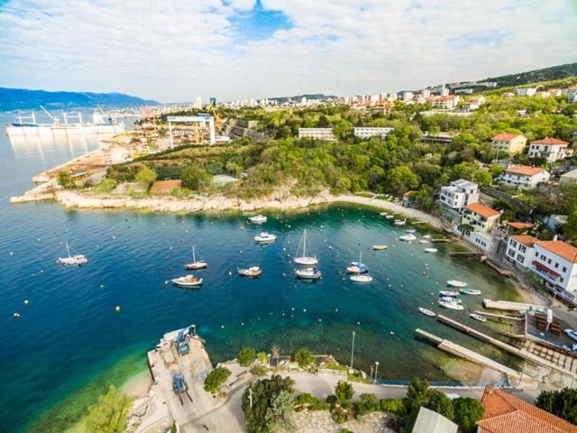 Apartments Roko Кострена Екстер'єр фото